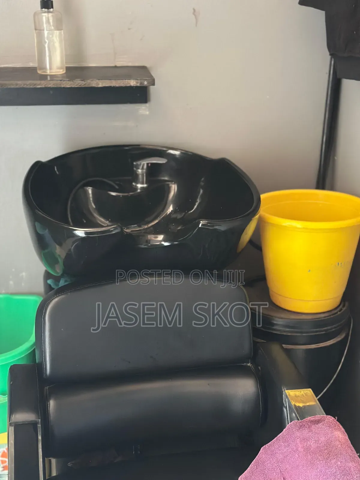 Kinyozi for Sale