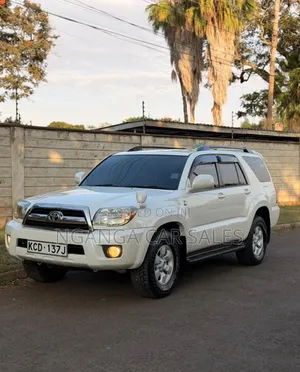 Toyota Hilux Surf 2008 White