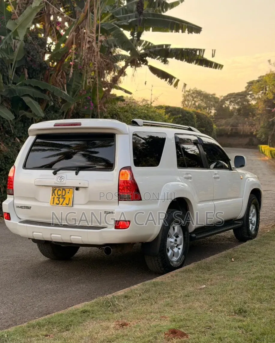Toyota Hilux Surf 2008 White