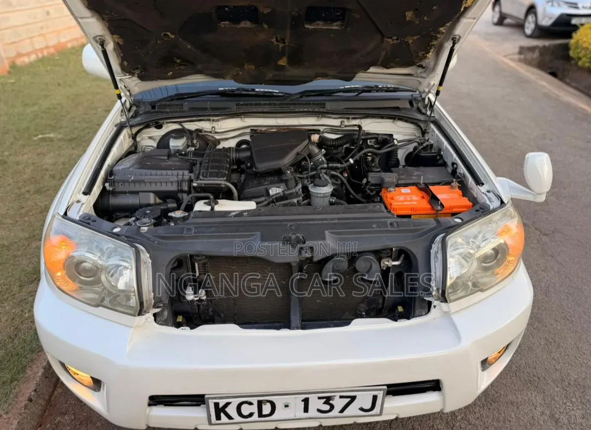 Toyota Hilux Surf 2008 White