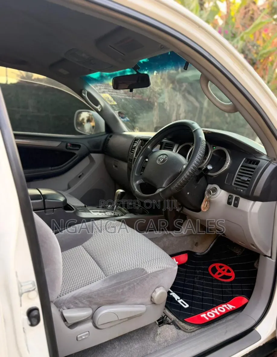 Toyota Hilux Surf 2008 White