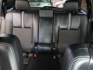 Toyota Corolla Fielder 1.5 Petrol FWD 2019 Pearl