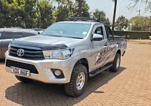 Toyota Hilux 2017 Silver
