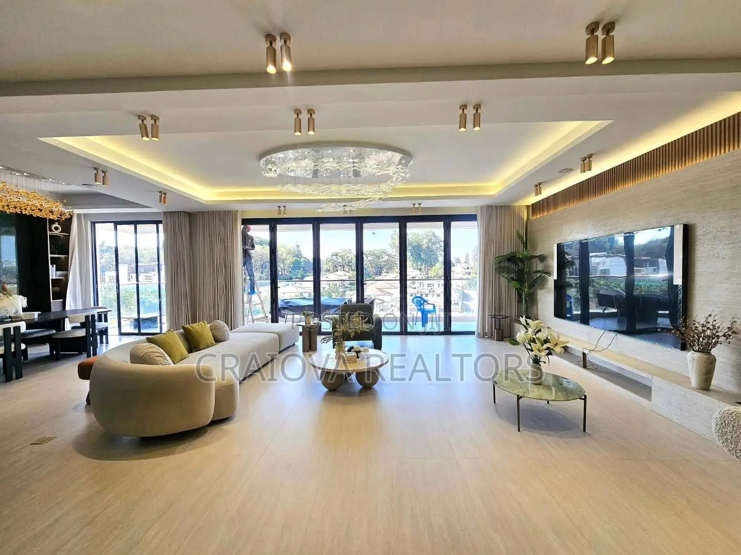 5bdrm Apartment in Spring Valley for sale