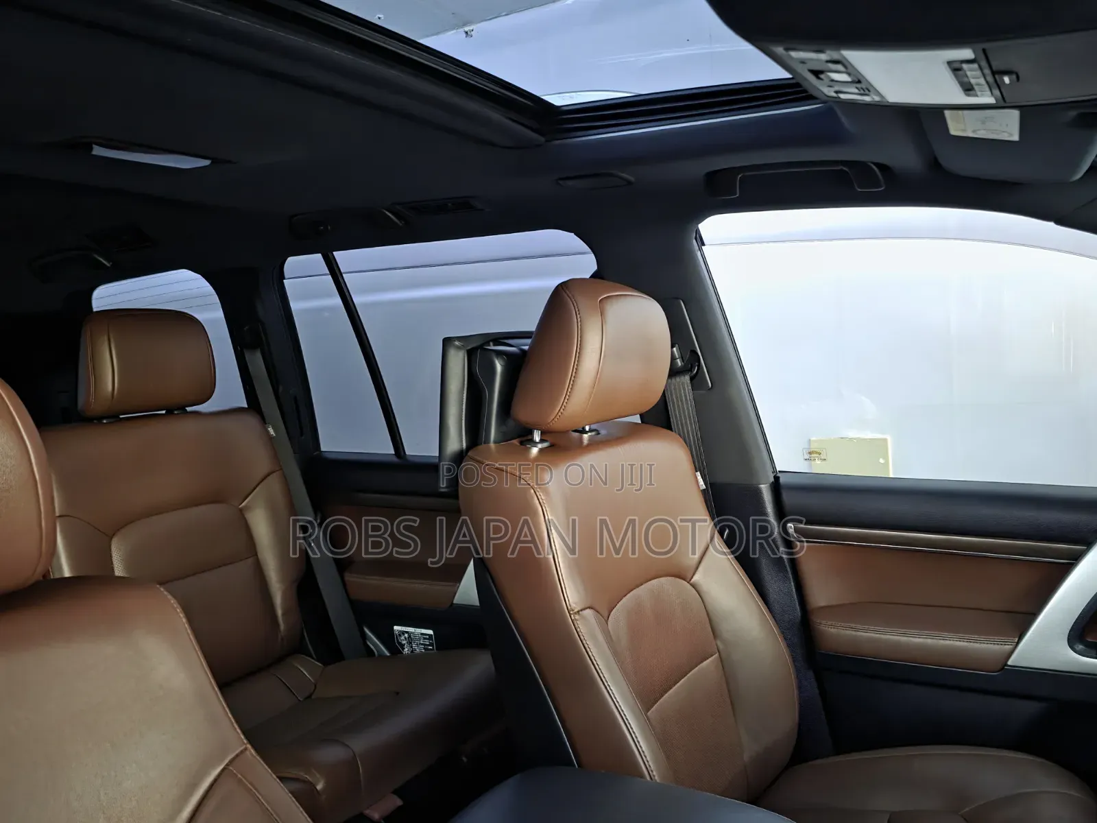 Toyota Land Cruiser 4.6 V8 ZX 2019 Pearl