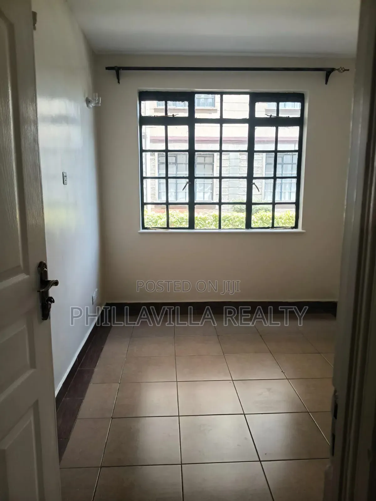 3bdrm Apartment in Katani for rent