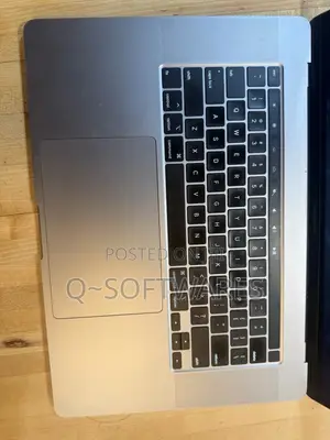 Laptop Apple MacBook Pro 2019 32GB Intel Core i7 SSD 512GB