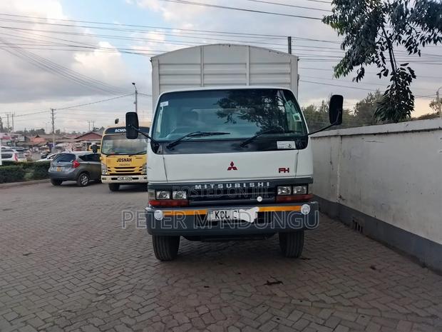Mitsubishi FH 215, 2016 Model, 6557cc, Local, Well Maintained - thumbnail 2