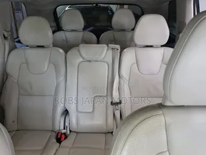Volvo XC90 T6 Inscription 7 Passenger AWD 2020 Pearl