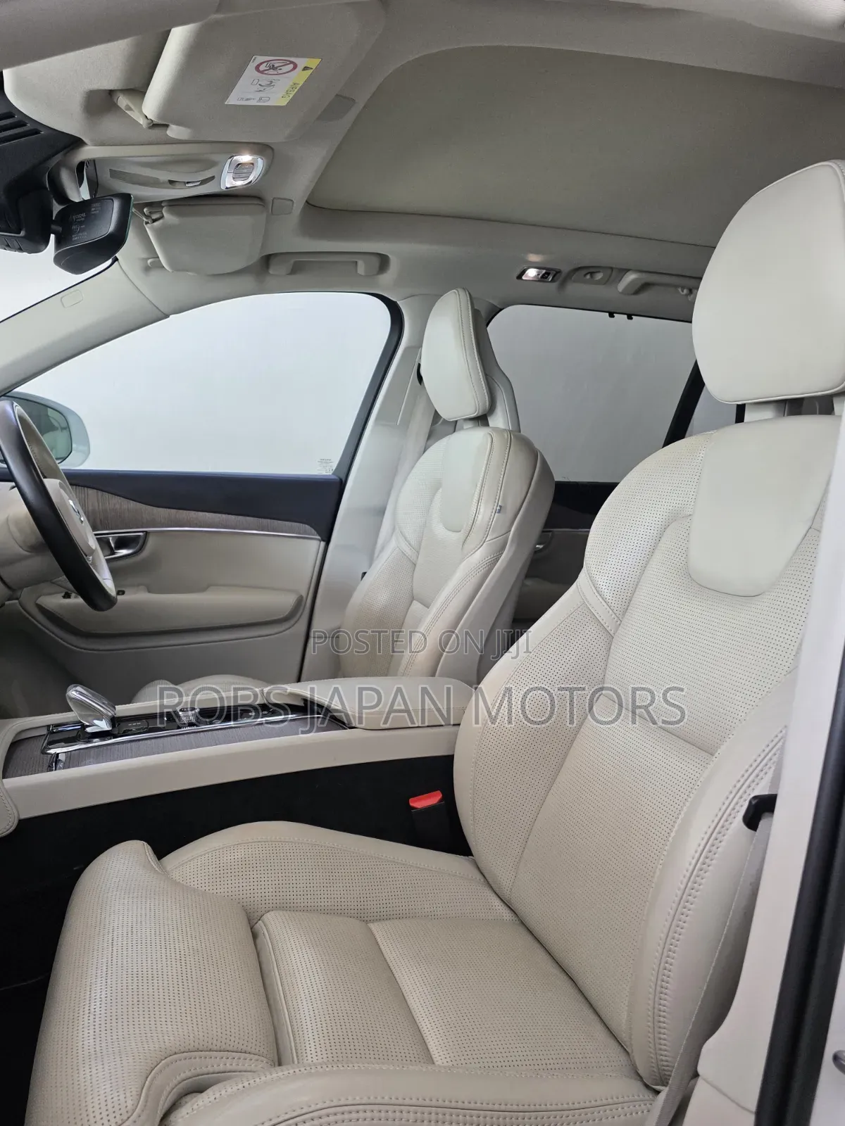 Volvo XC90 T6 Inscription 7 Passenger AWD 2020 Pearl