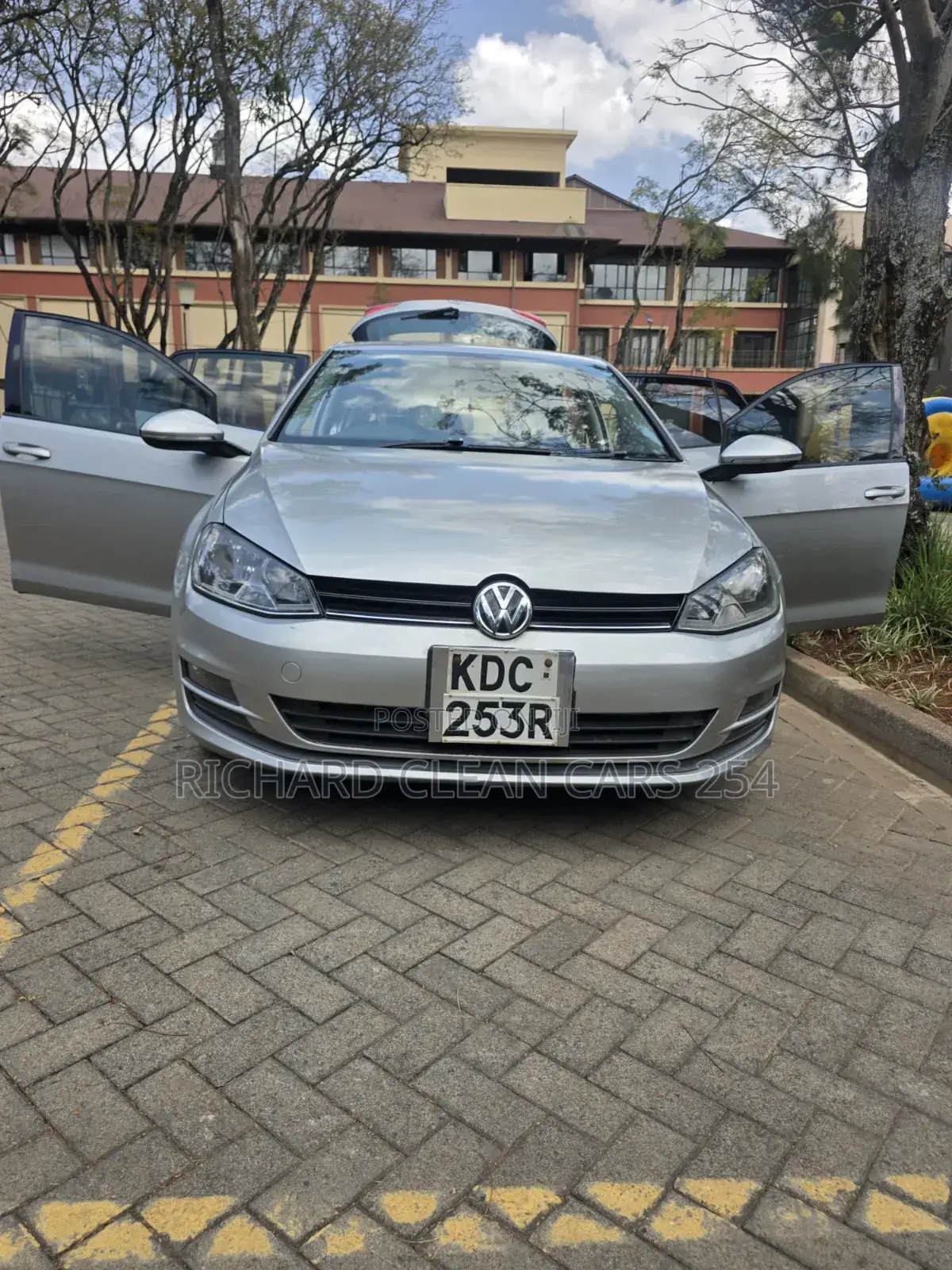 Volkswagen Golf 2014 Silver
