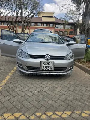 Volkswagen Golf 2014 Silver