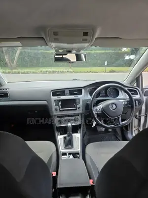 Volkswagen Golf 2014 Silver