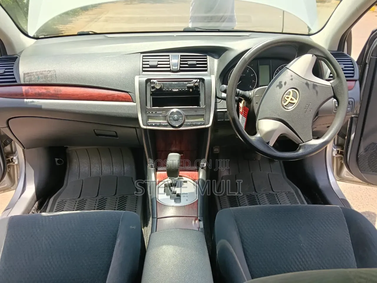Toyota Allion 2012 Silver