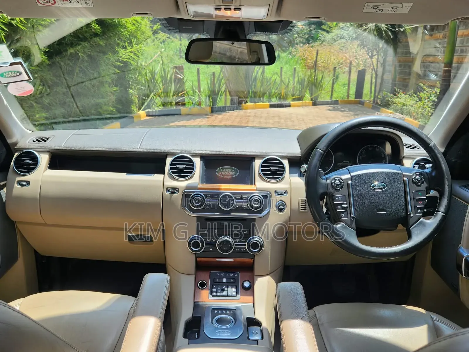 Land Rover Discovery 2015 Ivory