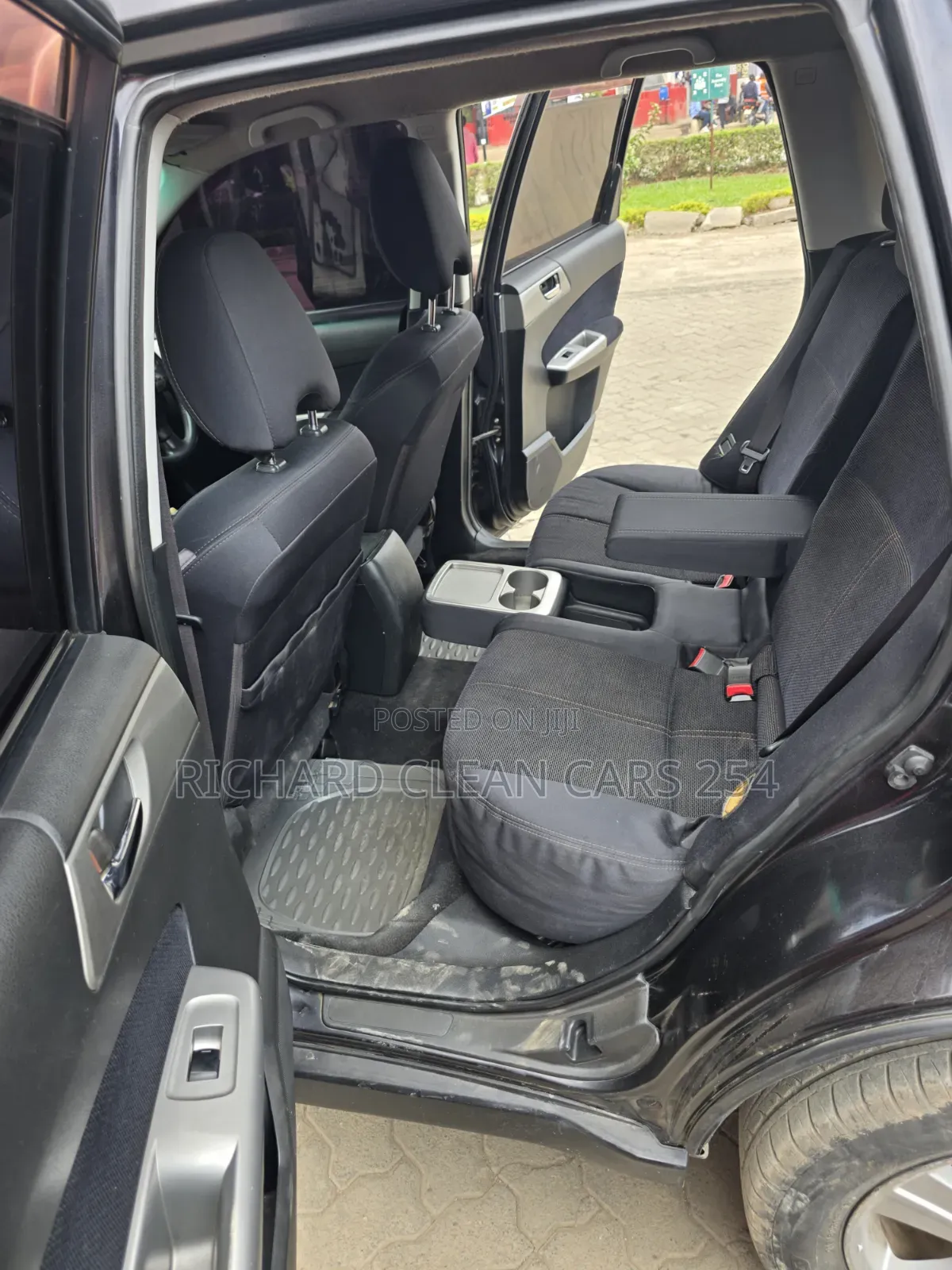 Subaru Forester 2010 Black