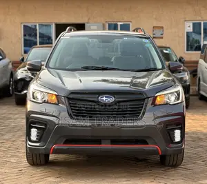 Subaru Forester Premium AWD 2020 Gray