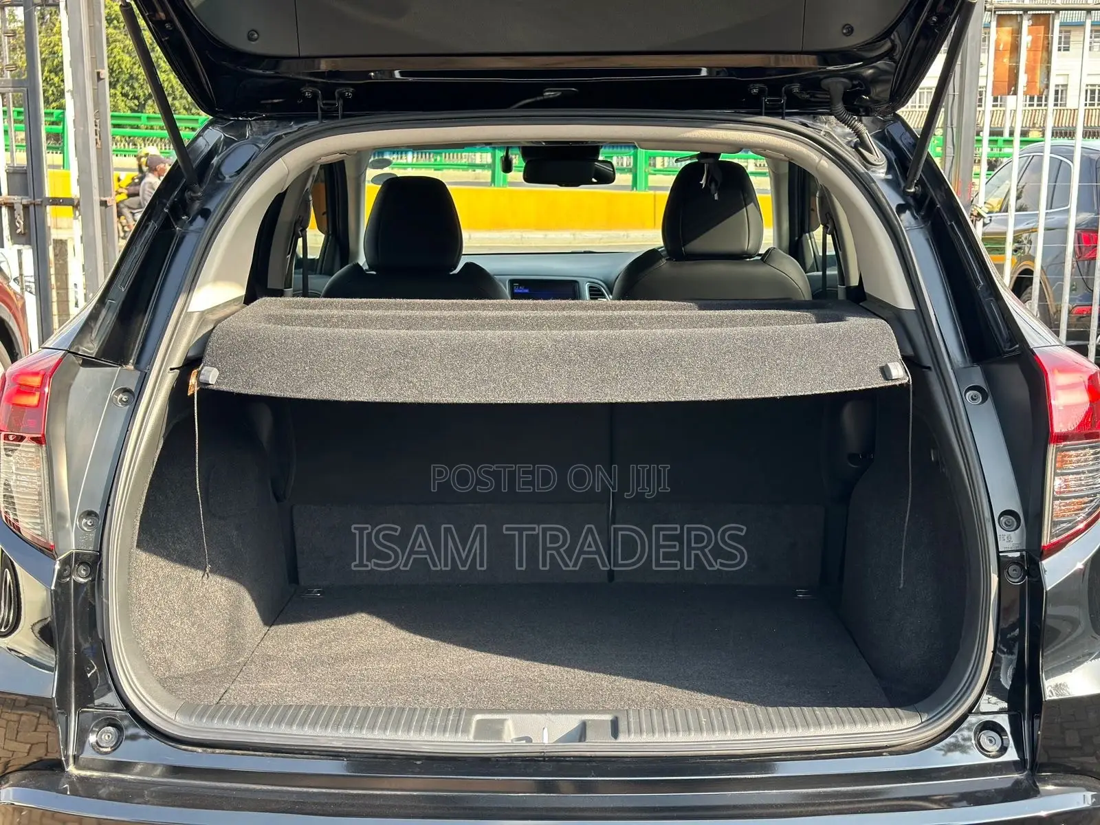 Honda Vezel 1.5 Hybrid 2WD 2020 Black
