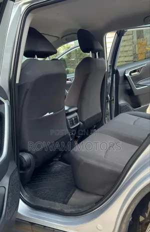 Toyota RAV4 2019 Silver