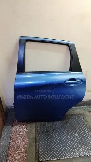 Nissa Note E12 Rear Door