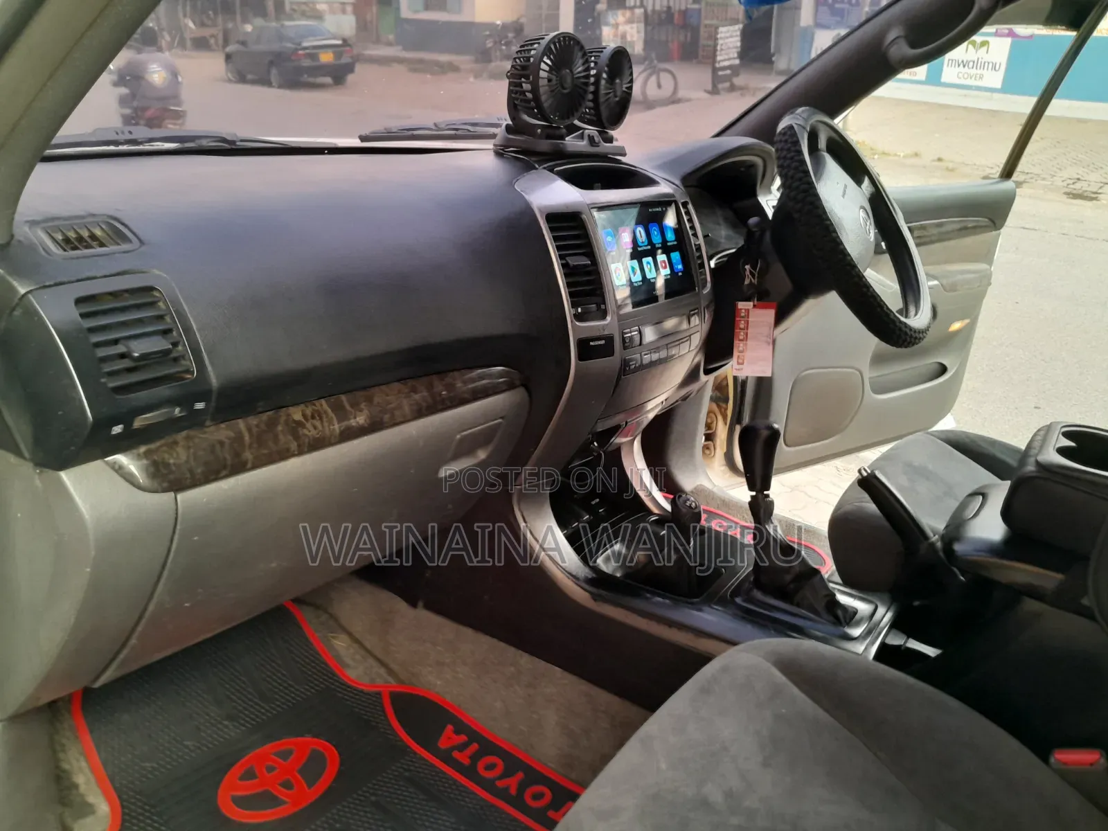 Toyota Land Cruiser 2007 White