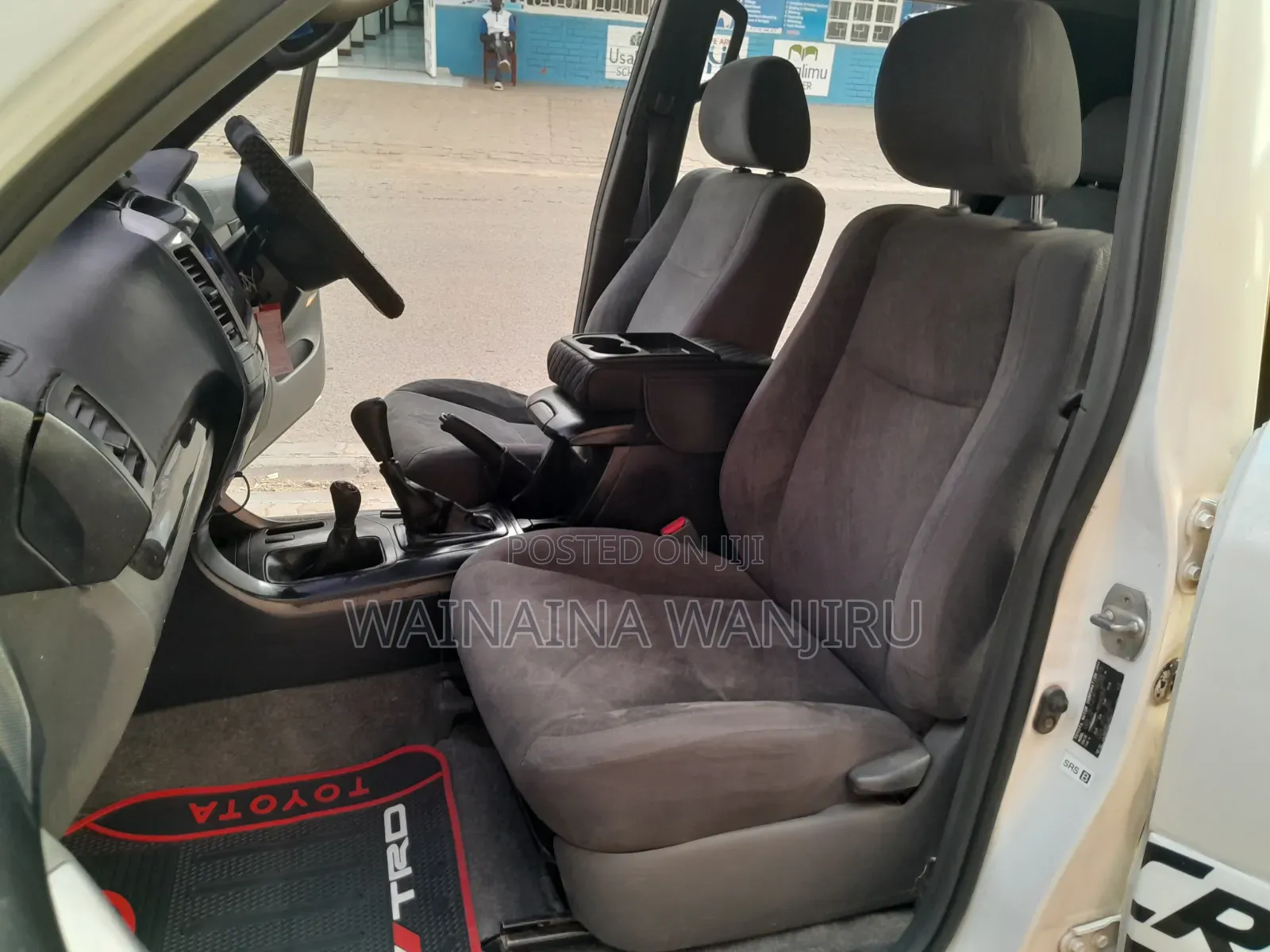 Toyota Land Cruiser 2007 White