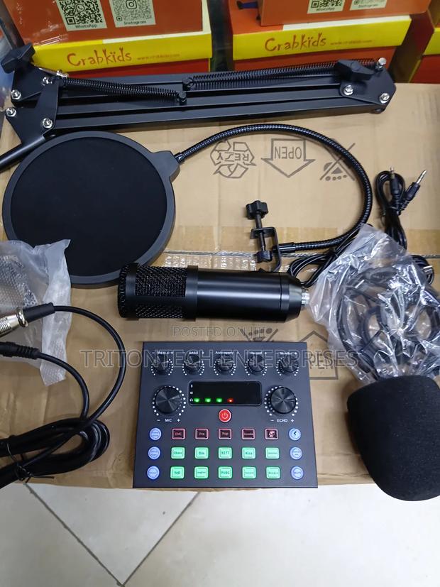 V10 BM-800 Bundle: Pro Mic + Smart Sound Mixer + Boom Stand Kit