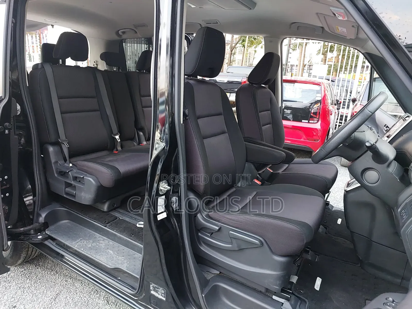 Nissan Serena 2019 Black