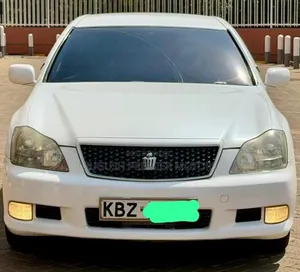 Toyota Crown 2007 White