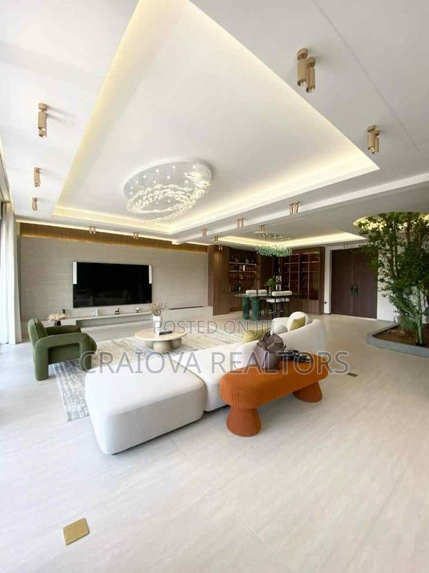 4bdrm Apartment in Spring Valley for sale - thumbnail 2
