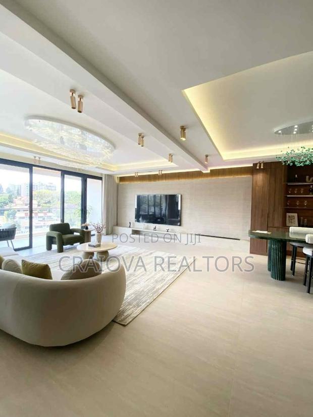 4bdrm Apartment in Spring Valley for sale - main view