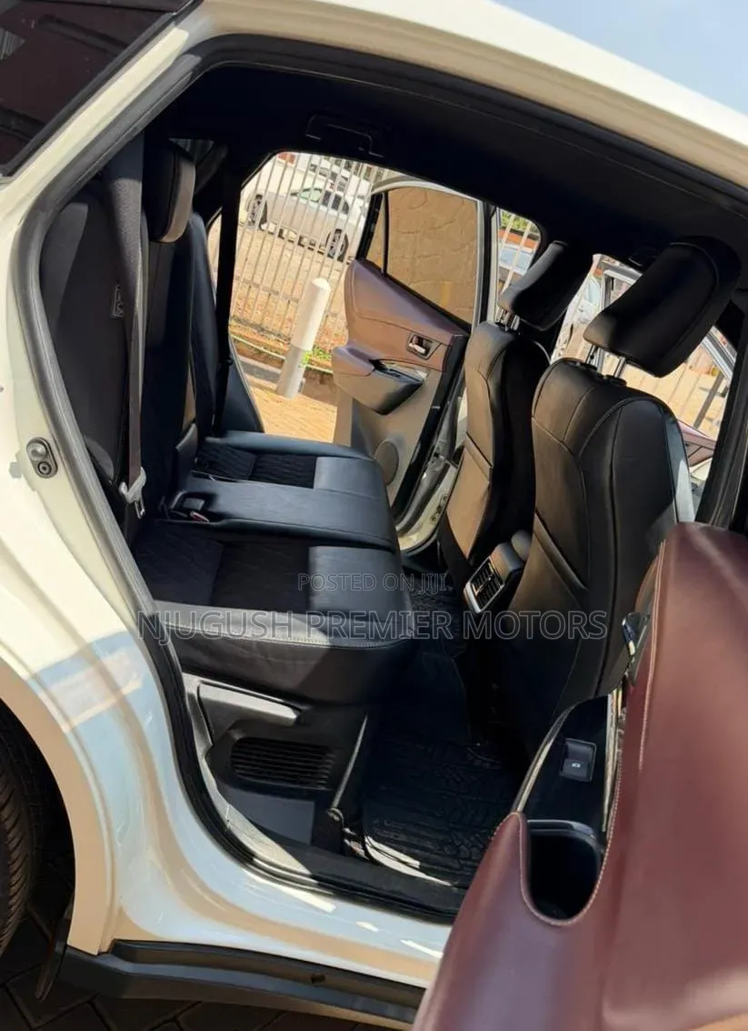 Toyota Harrier 2018 White