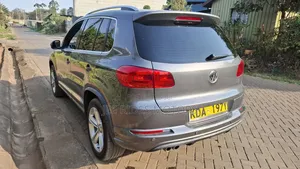 Volkswagen Tiguan S 2013 Gray