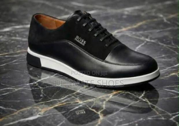 Boss Casuals - thumbnail 3