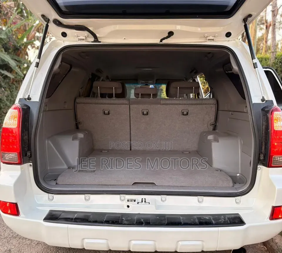Toyota Hilux Surf 2.7 SSR 2008 White