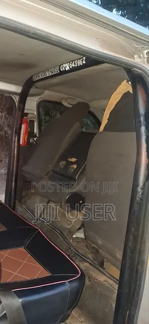 Toyota HiAce 2017 Silver