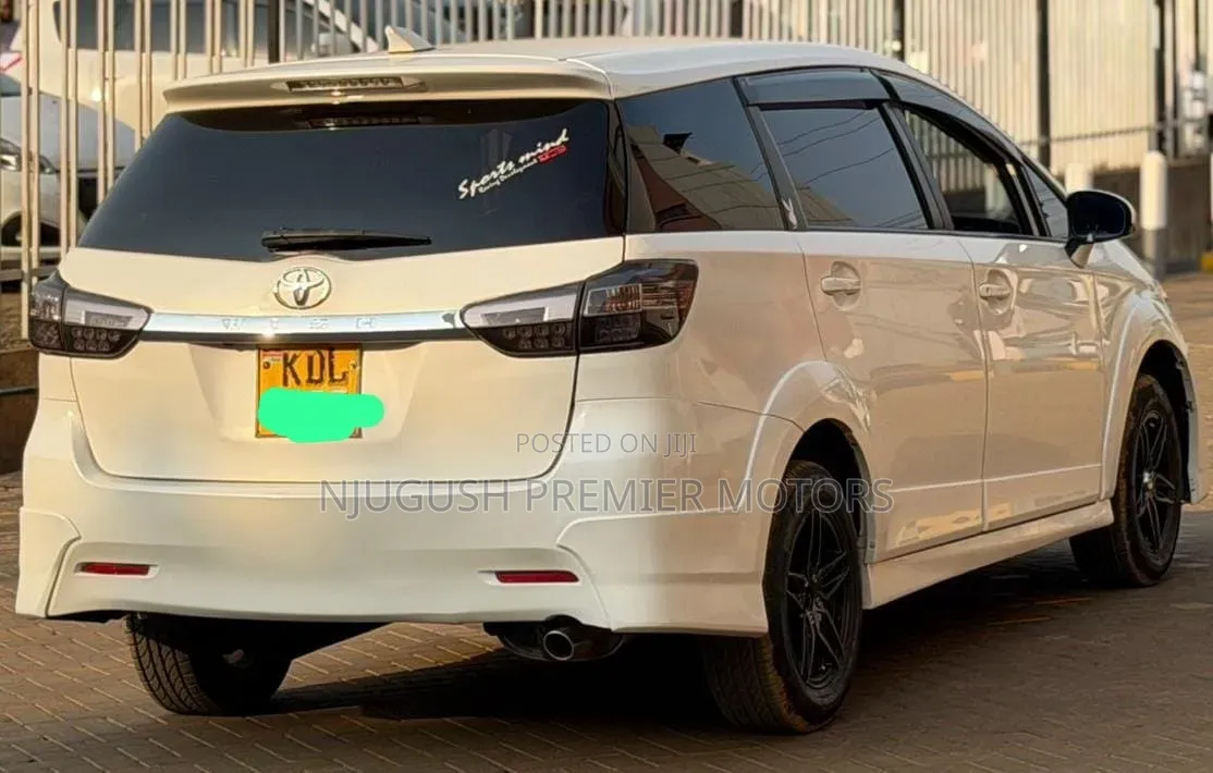 Toyota Wish 2015 White