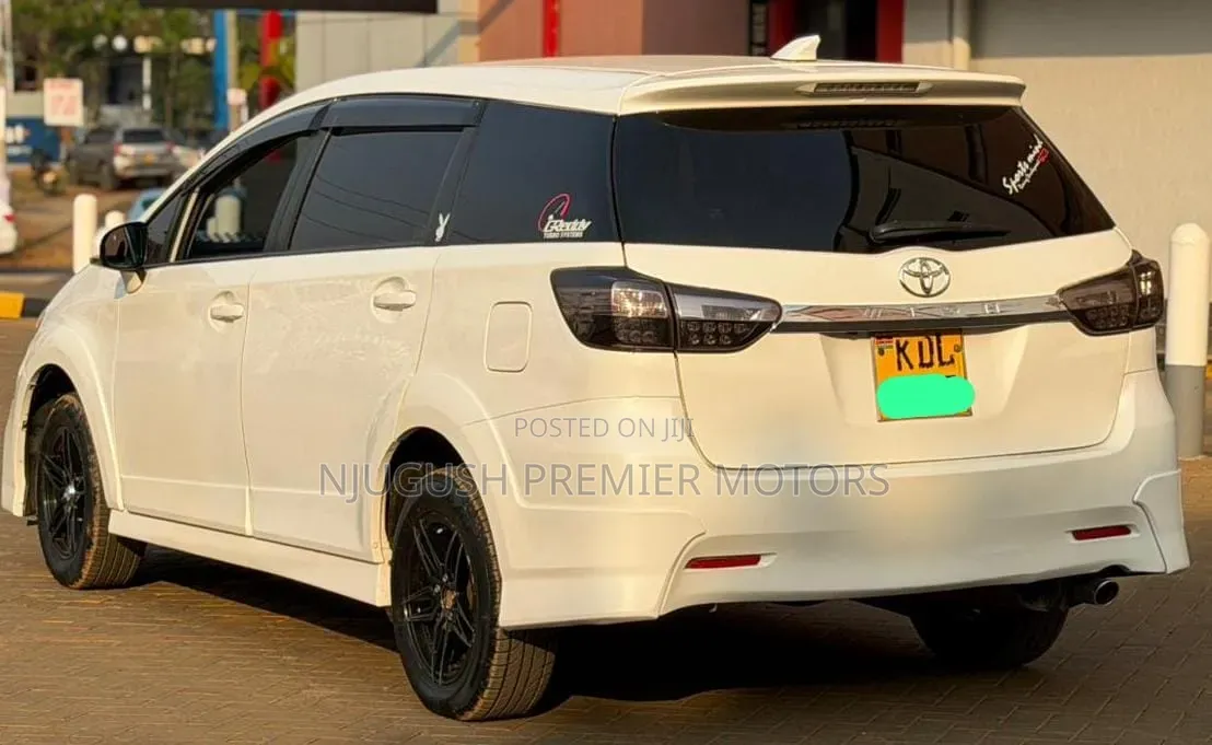 Toyota Wish 2015 White