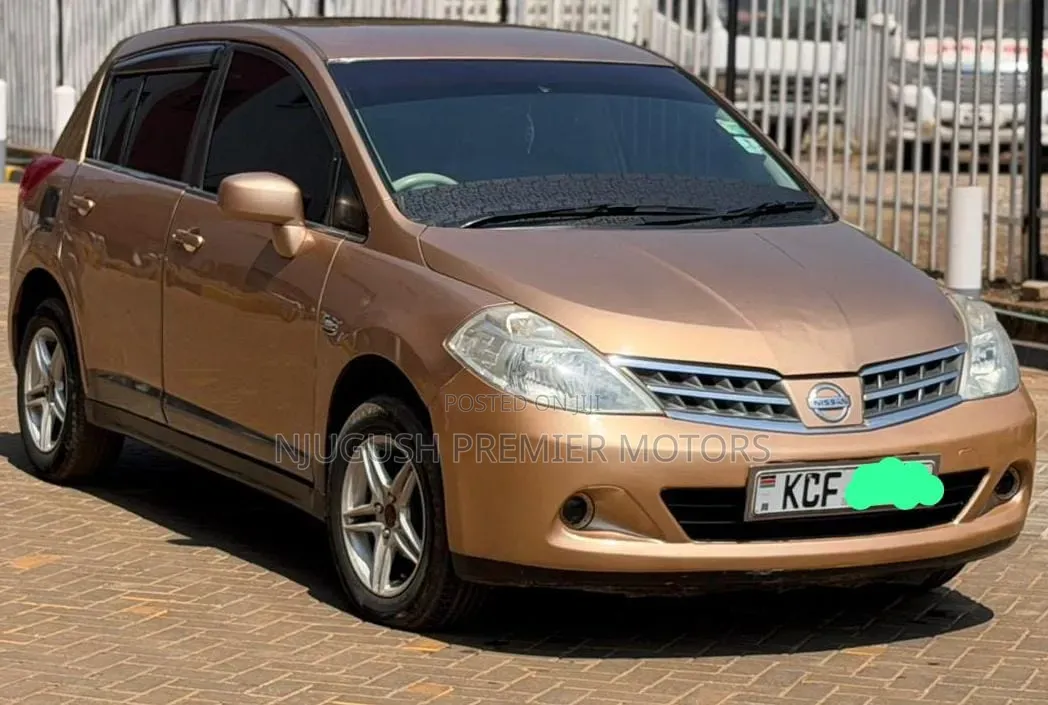 Nissan Tiida 2008 Brown