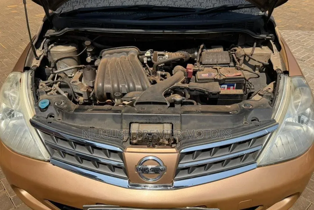 Nissan Tiida 2008 Brown