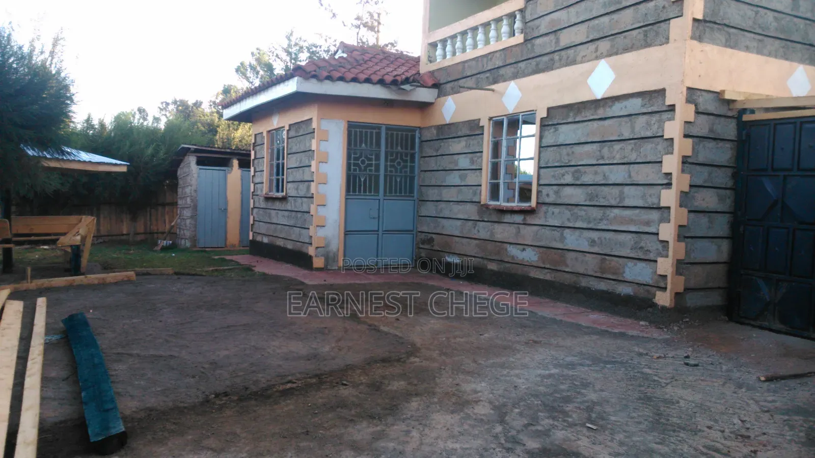 4bdrm Mansion in Lari/Kirenga for rent