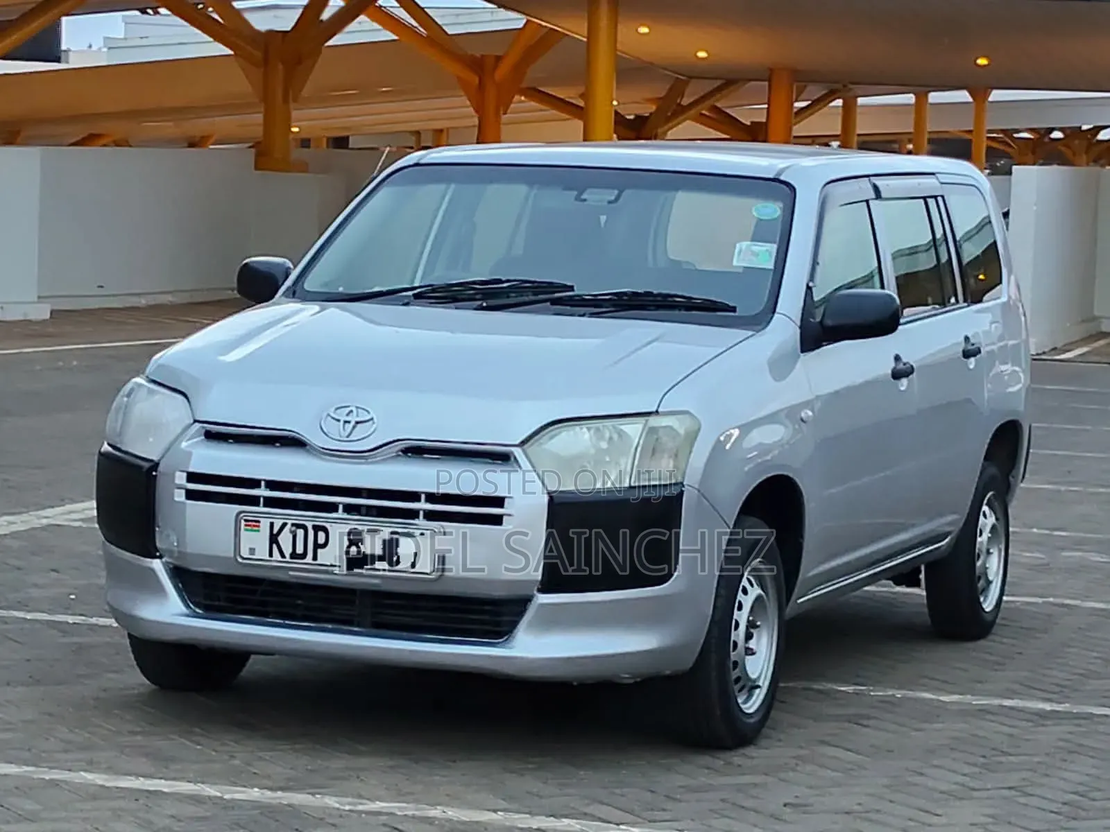 Toyota Probox 2017 Silver