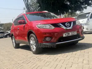 Nissan X-Trail 2016 Red