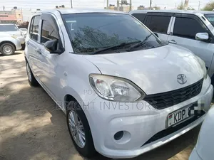 Toyota Passo 2017 White