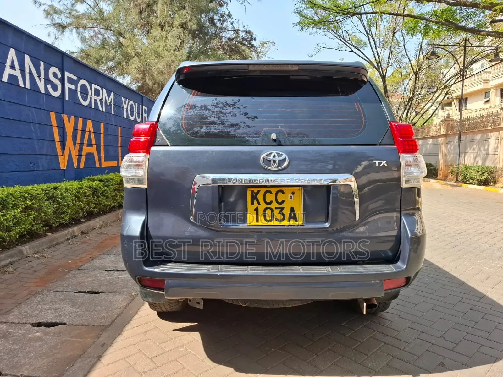 Toyota Land Cruiser Prado 2.7 i 2011 Gray