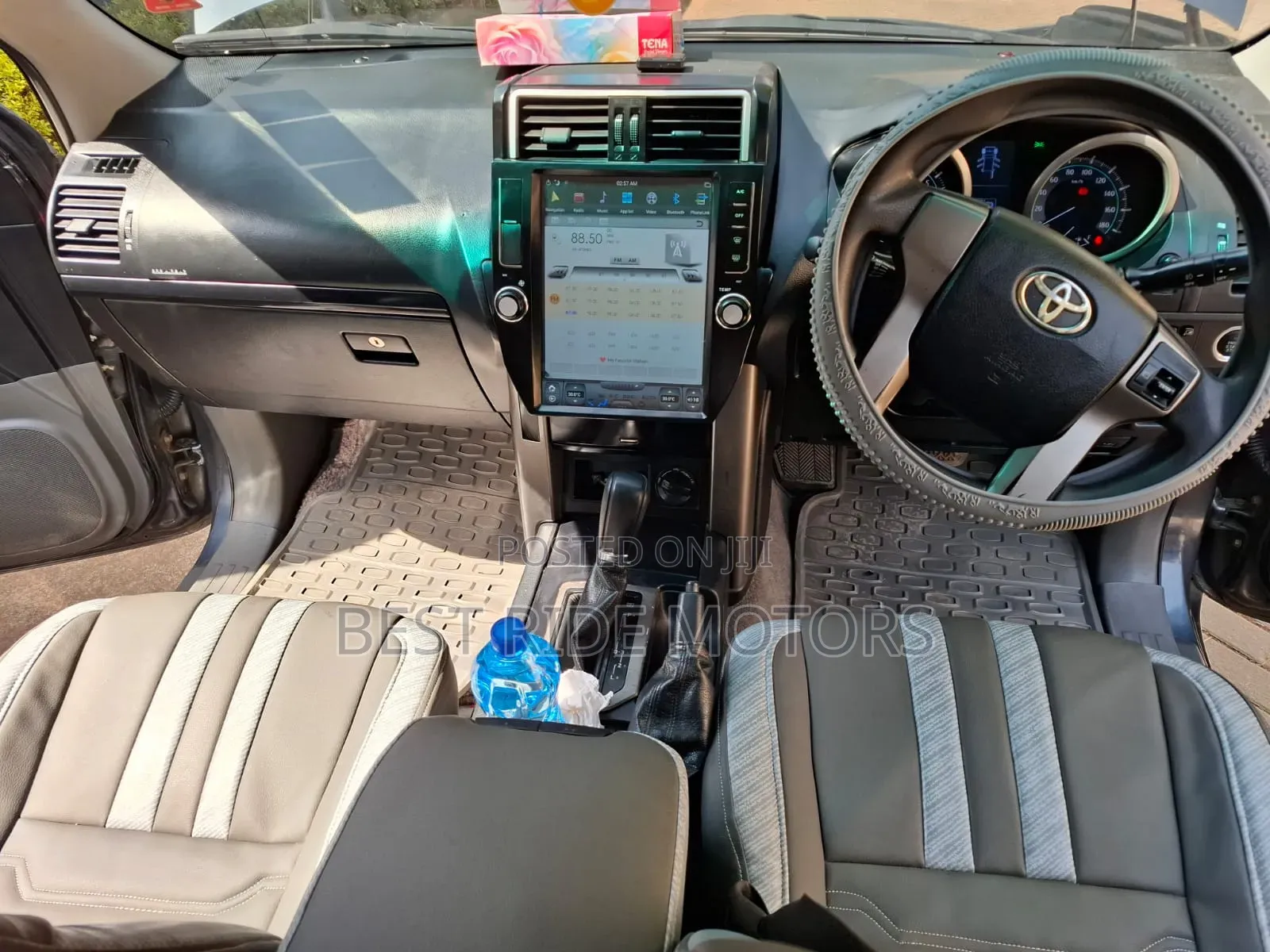 Toyota Land Cruiser Prado 2.7 i 2011 Gray