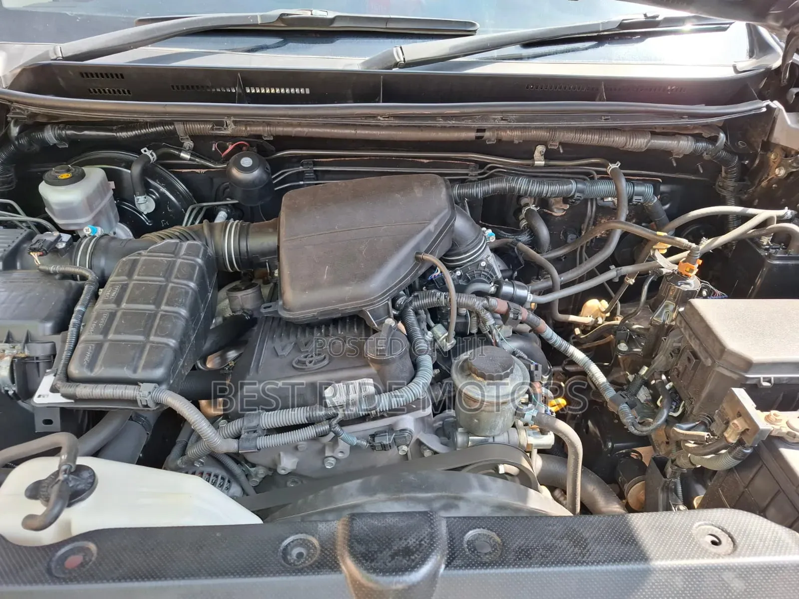 Toyota Land Cruiser Prado 2.7 i 2011 Gray
