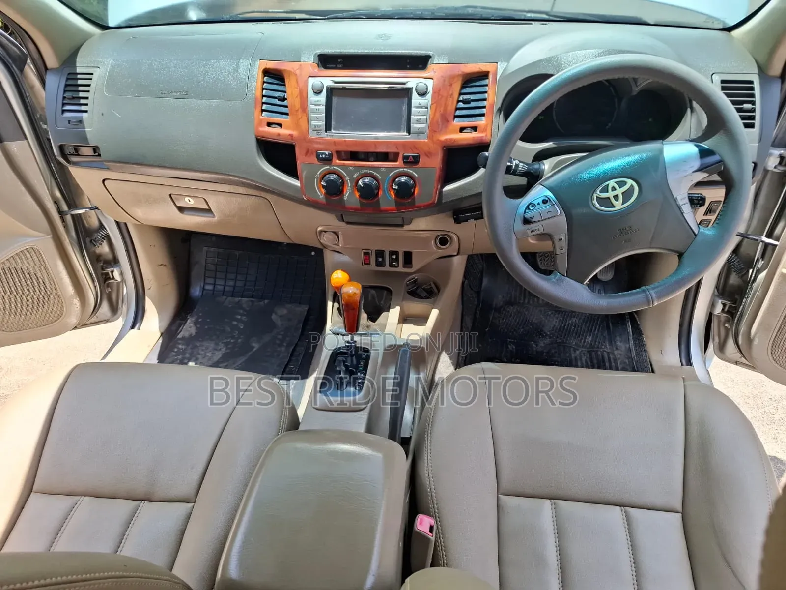 Toyota Hilux 3.0 D-4D 4x4 2013 Silver