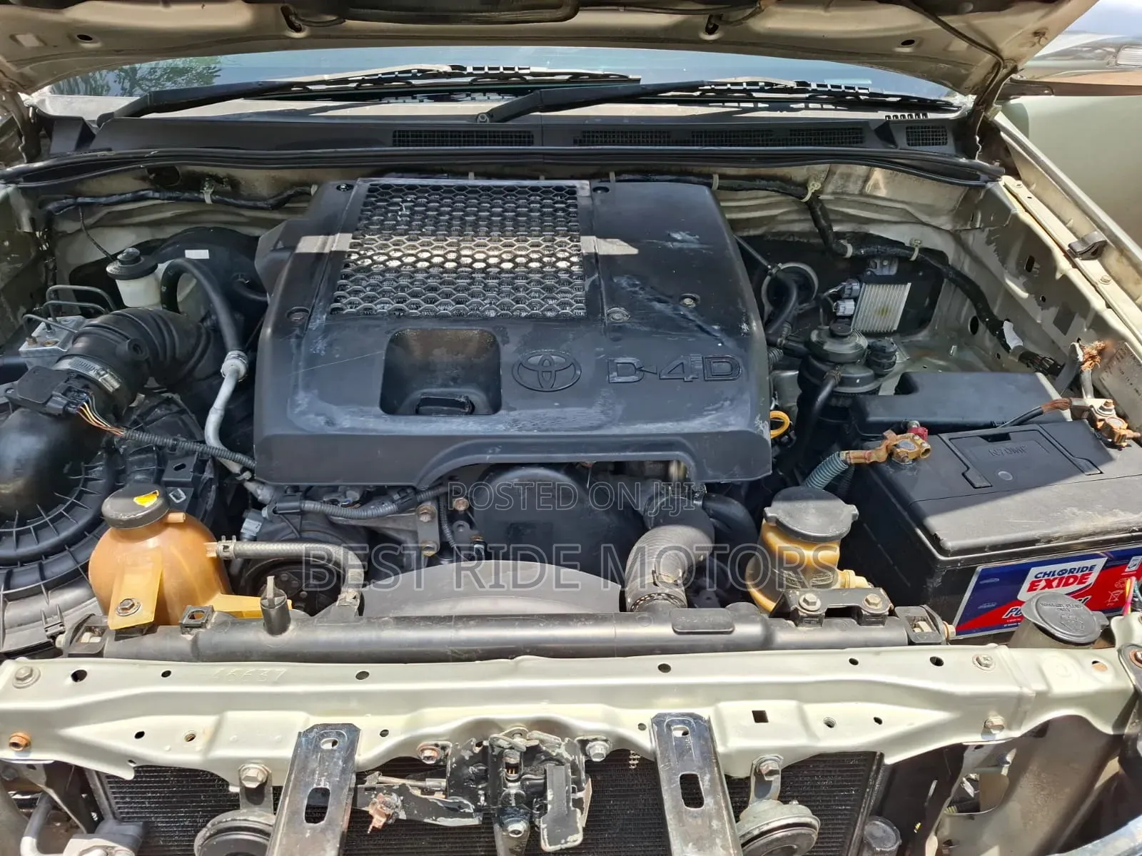 Toyota Hilux 3.0 D-4D 4x4 2013 Silver