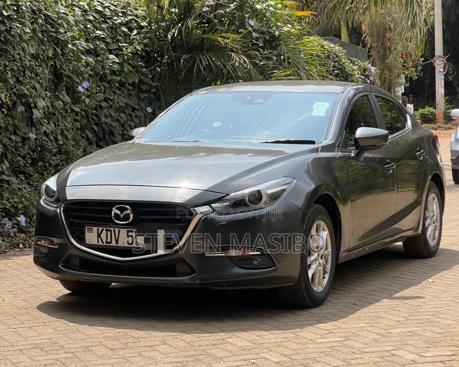 Mazda Axela 2018 Gray